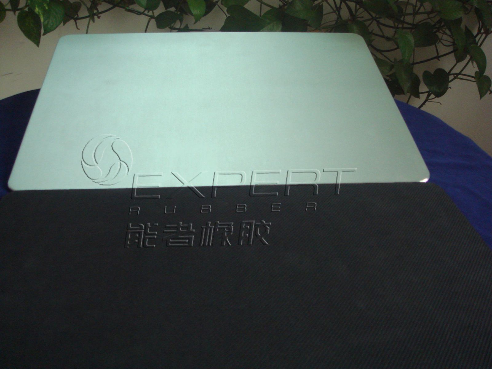 <a title='铝合金鼠标垫' target='_blank' href='http://www.sbdpad.com/' class='seolabel'>铝合金鼠标垫</a>